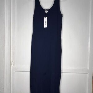 The drop Sophisticated Sleeveless Navy Dress